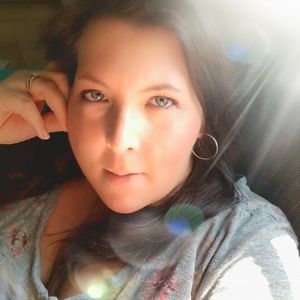 Meet your Posher, Leanne